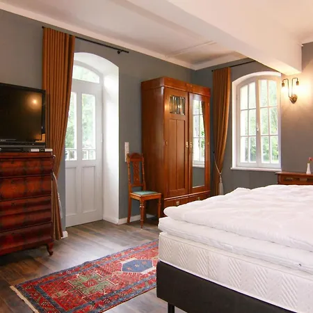 Birgit, Dom wakacyjny